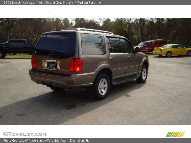 Mineral Grey Metallic / Medium Parchment 2001 Lincoln Navigator 4x4