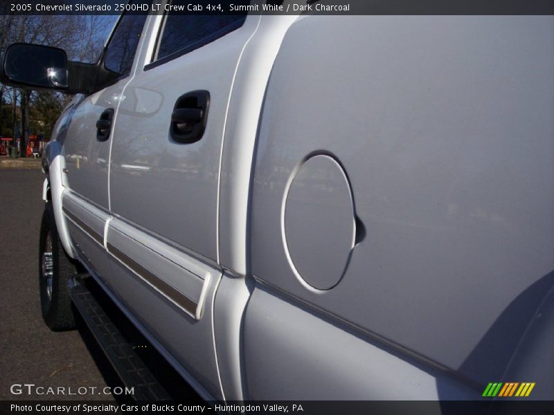 Summit White / Dark Charcoal 2005 Chevrolet Silverado 2500HD LT Crew Cab 4x4