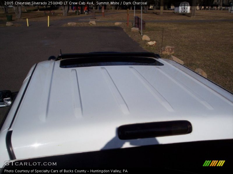 Summit White / Dark Charcoal 2005 Chevrolet Silverado 2500HD LT Crew Cab 4x4