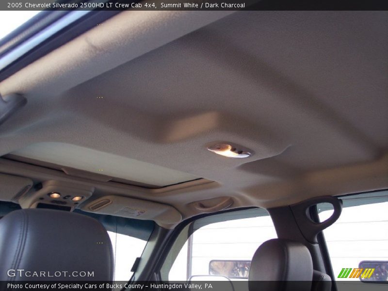 Summit White / Dark Charcoal 2005 Chevrolet Silverado 2500HD LT Crew Cab 4x4