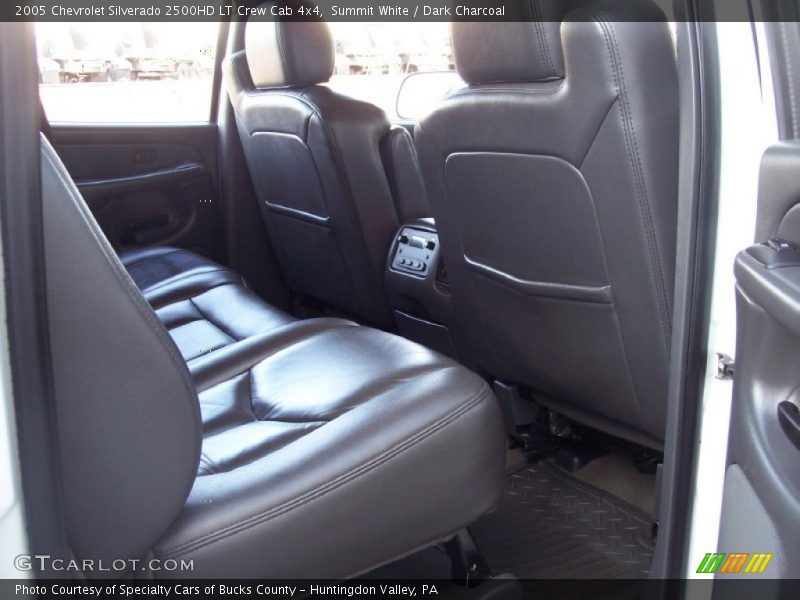 Summit White / Dark Charcoal 2005 Chevrolet Silverado 2500HD LT Crew Cab 4x4