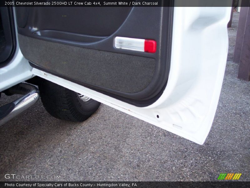 Summit White / Dark Charcoal 2005 Chevrolet Silverado 2500HD LT Crew Cab 4x4