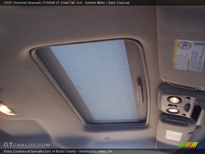 Summit White / Dark Charcoal 2005 Chevrolet Silverado 2500HD LT Crew Cab 4x4