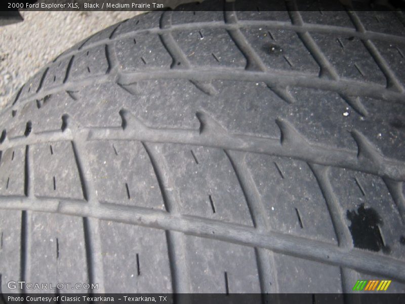 Black / Medium Prairie Tan 2000 Ford Explorer XLS