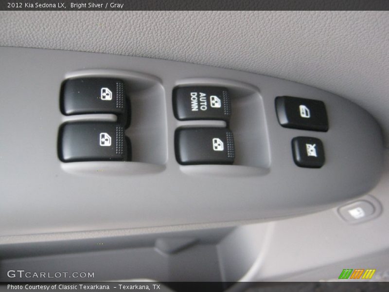 Bright Silver / Gray 2012 Kia Sedona LX