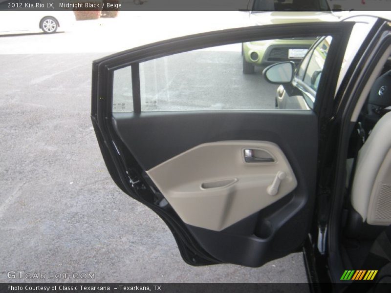 Midnight Black / Beige 2012 Kia Rio LX