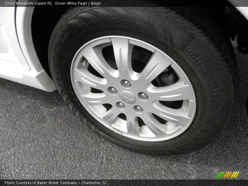 Dover White Pearl / Beige 2010 Mitsubishi Galant FE