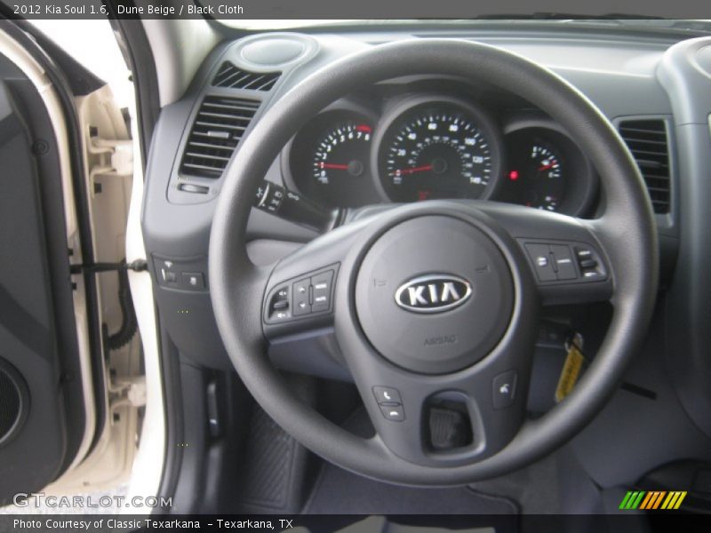 Dune Beige / Black Cloth 2012 Kia Soul 1.6