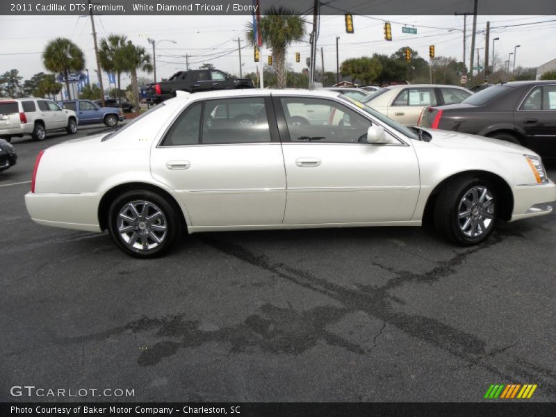 White Diamond Tricoat / Ebony 2011 Cadillac DTS Premium
