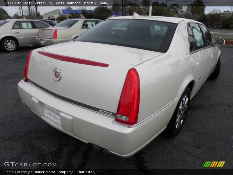 White Diamond Tricoat / Ebony 2011 Cadillac DTS Premium