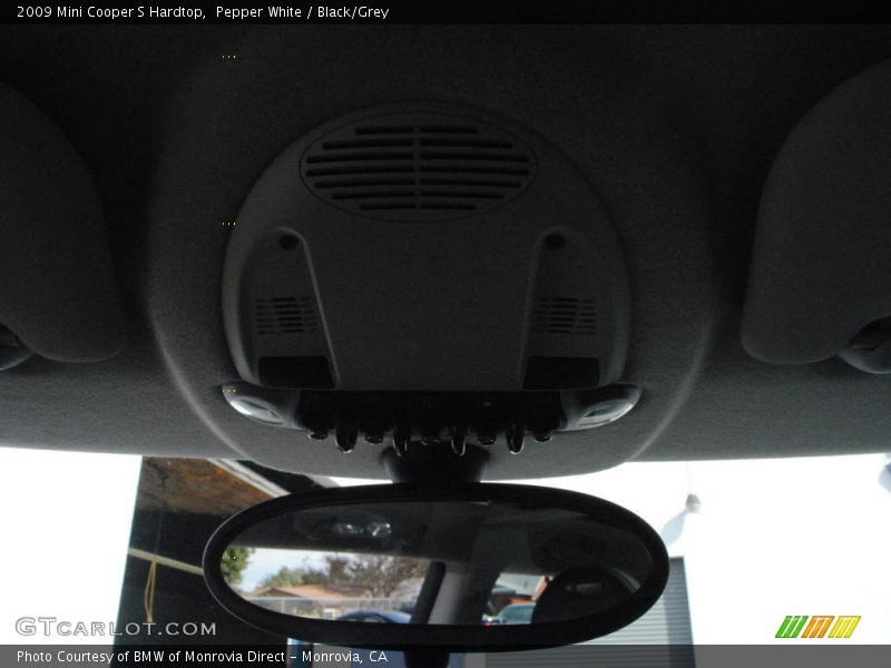 Pepper White / Black/Grey 2009 Mini Cooper S Hardtop