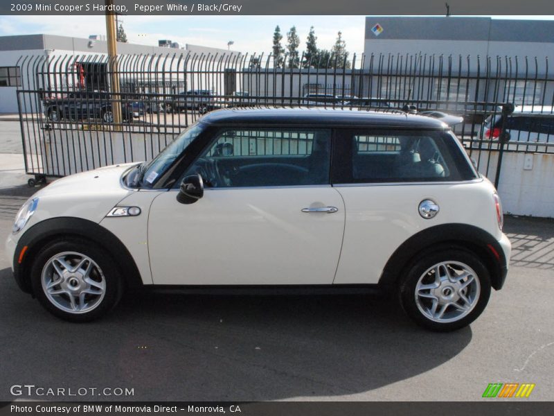 Pepper White / Black/Grey 2009 Mini Cooper S Hardtop