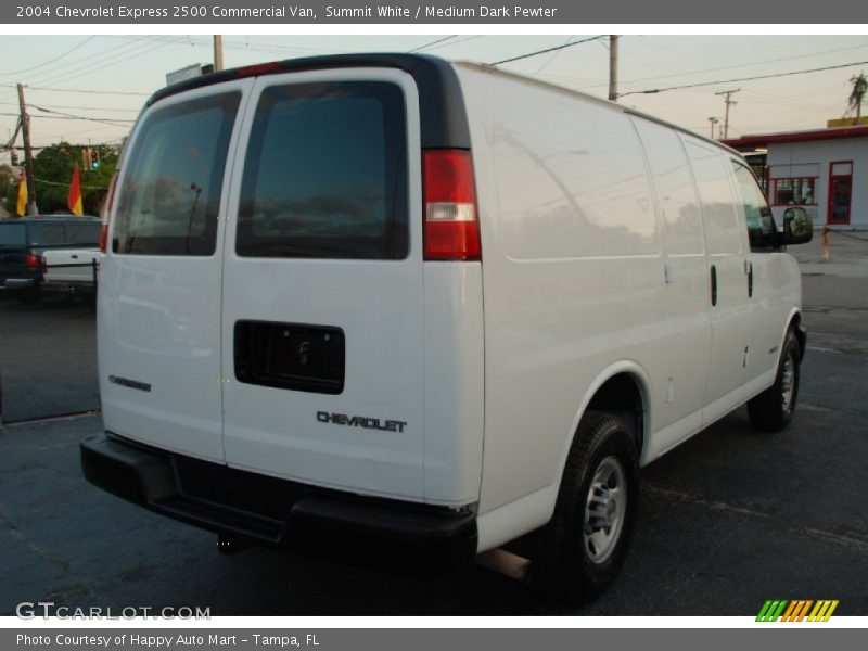 Summit White / Medium Dark Pewter 2004 Chevrolet Express 2500 Commercial Van