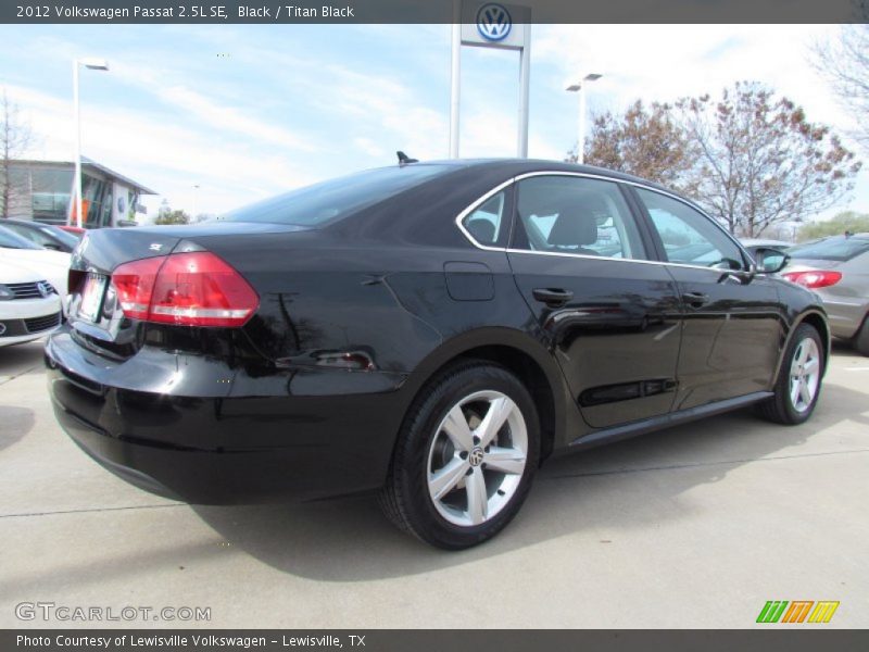 Black / Titan Black 2012 Volkswagen Passat 2.5L SE