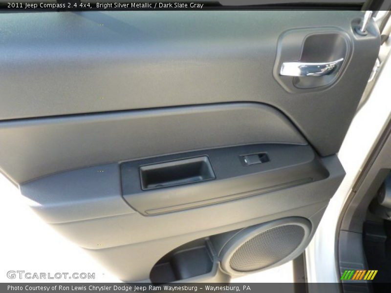 Bright Silver Metallic / Dark Slate Gray 2011 Jeep Compass 2.4 4x4