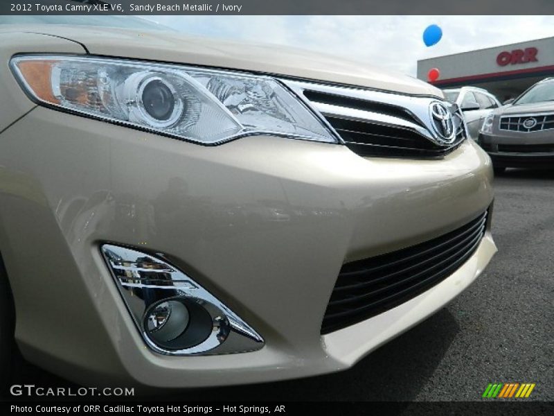 Sandy Beach Metallic / Ivory 2012 Toyota Camry XLE V6