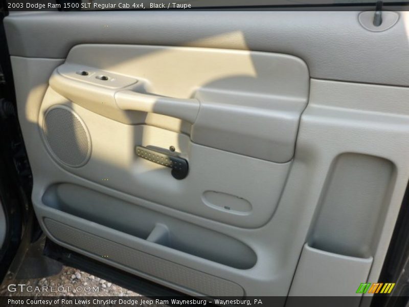Black / Taupe 2003 Dodge Ram 1500 SLT Regular Cab 4x4
