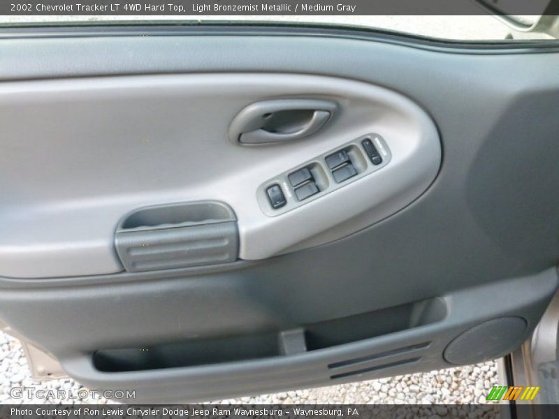 Light Bronzemist Metallic / Medium Gray 2002 Chevrolet Tracker LT 4WD Hard Top