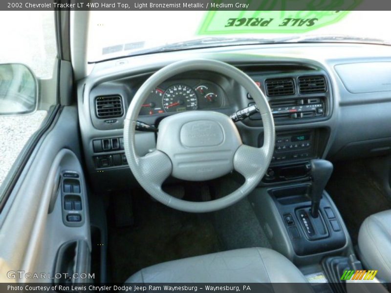 Light Bronzemist Metallic / Medium Gray 2002 Chevrolet Tracker LT 4WD Hard Top