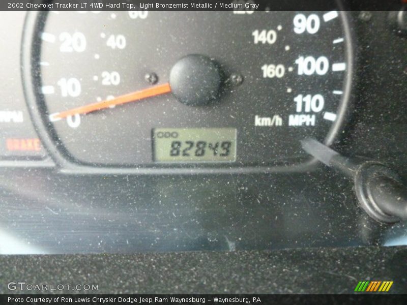 Light Bronzemist Metallic / Medium Gray 2002 Chevrolet Tracker LT 4WD Hard Top