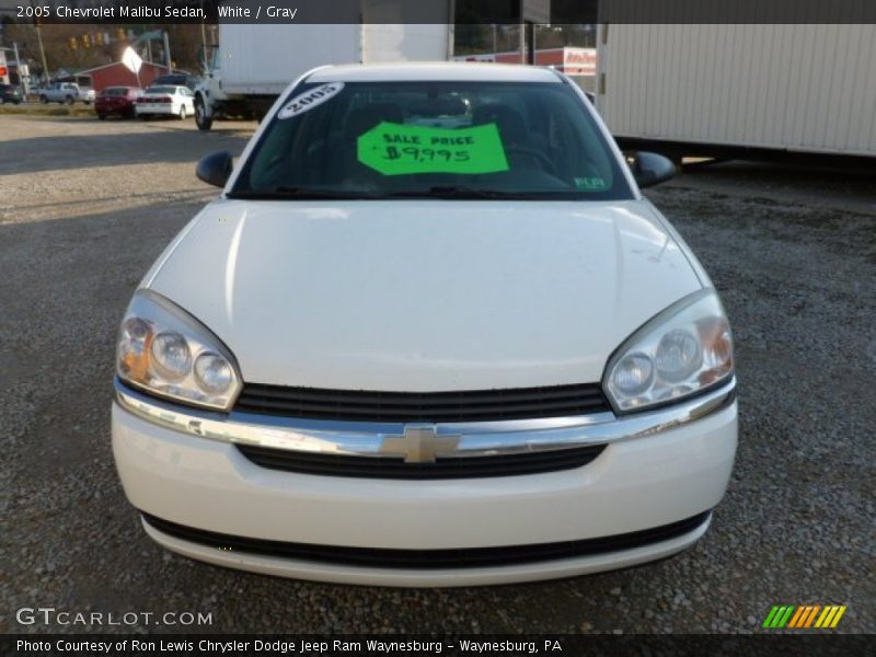White / Gray 2005 Chevrolet Malibu Sedan