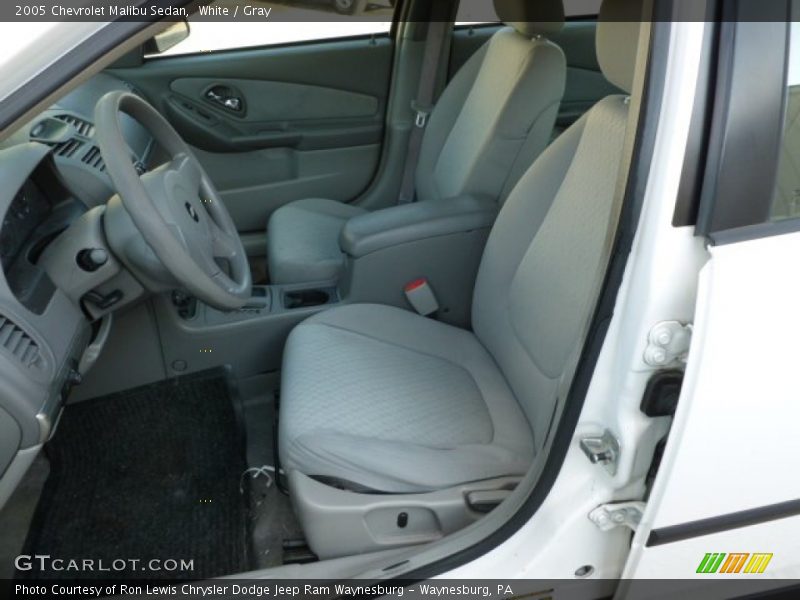 White / Gray 2005 Chevrolet Malibu Sedan