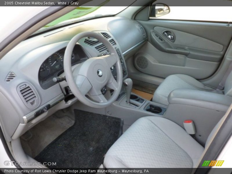 White / Gray 2005 Chevrolet Malibu Sedan