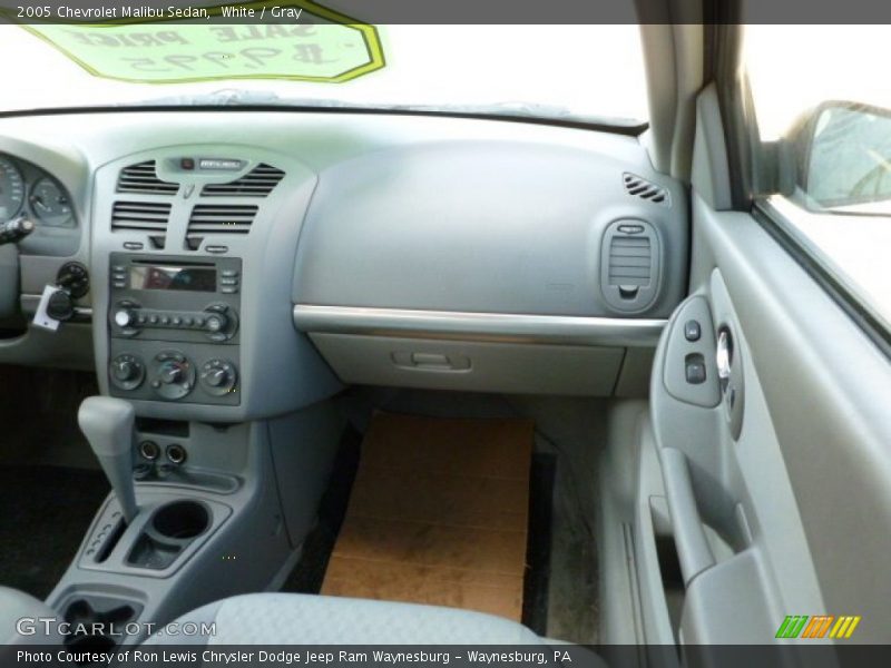 White / Gray 2005 Chevrolet Malibu Sedan