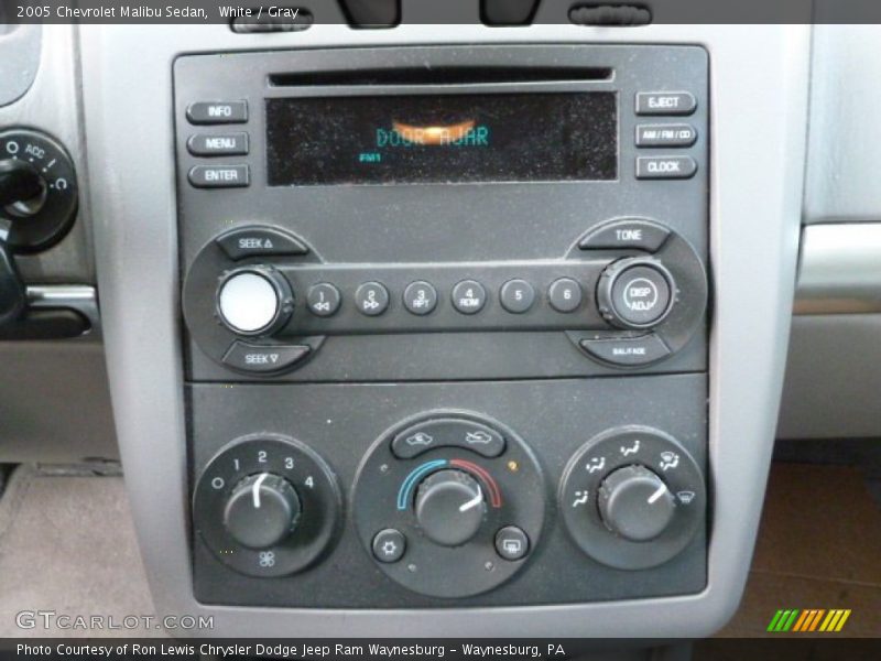 White / Gray 2005 Chevrolet Malibu Sedan
