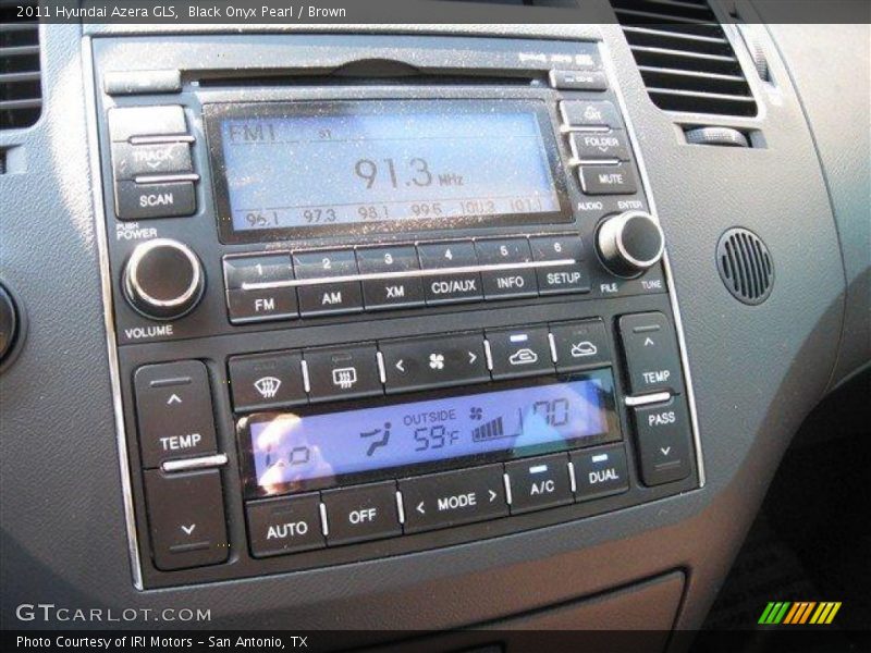 Audio System of 2011 Azera GLS