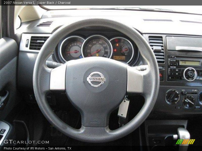 Super Black / Charcoal 2007 Nissan Versa S