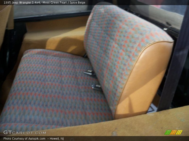 Moss Green Pearl / Spice Beige 1995 Jeep Wrangler S 4x4