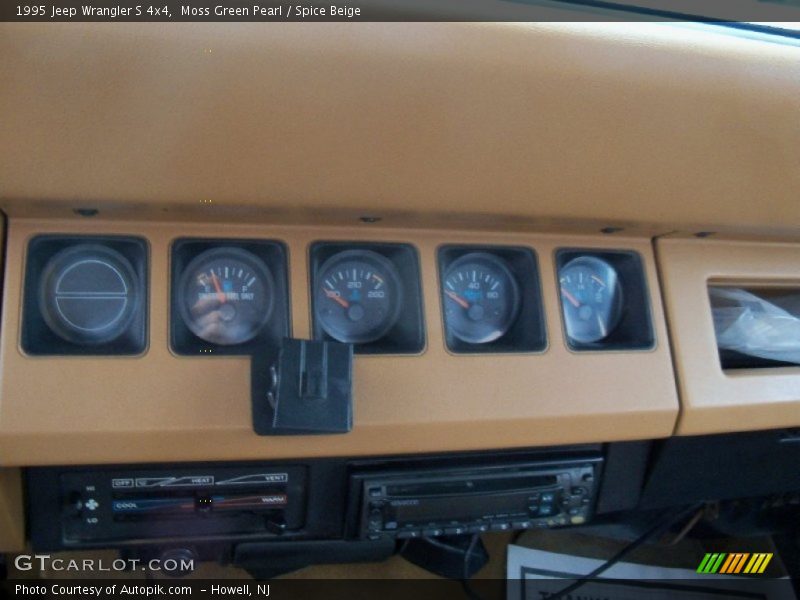Moss Green Pearl / Spice Beige 1995 Jeep Wrangler S 4x4