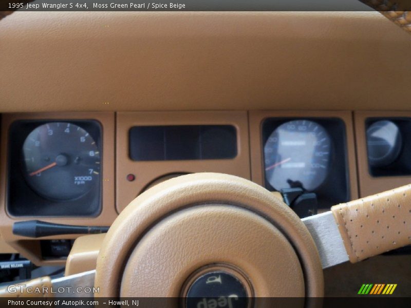 Moss Green Pearl / Spice Beige 1995 Jeep Wrangler S 4x4