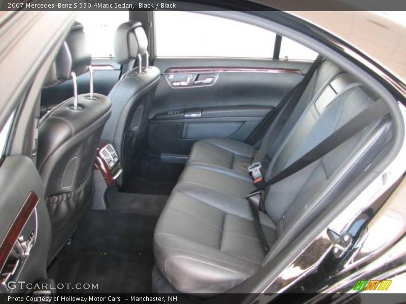 Black / Black 2007 Mercedes-Benz S 550 4Matic Sedan