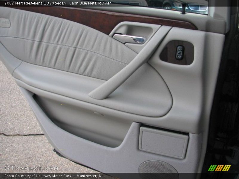 Capri Blue Metallic / Ash 2002 Mercedes-Benz E 320 Sedan