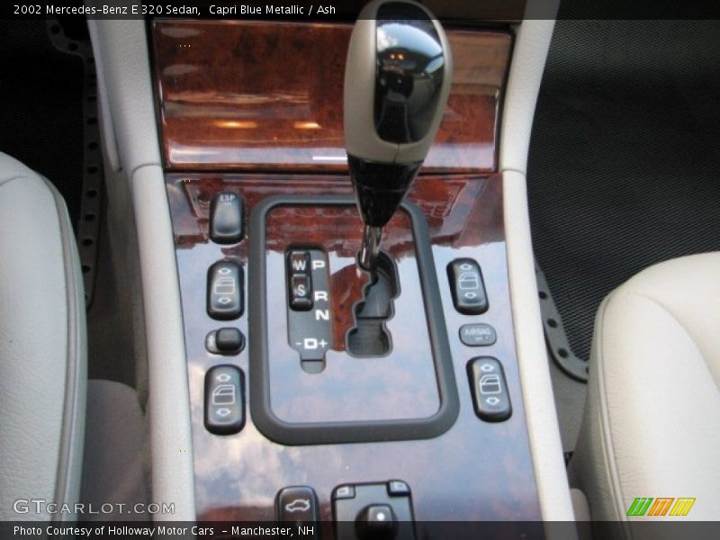 Capri Blue Metallic / Ash 2002 Mercedes-Benz E 320 Sedan
