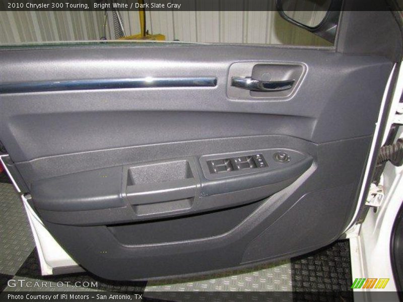 Bright White / Dark Slate Gray 2010 Chrysler 300 Touring
