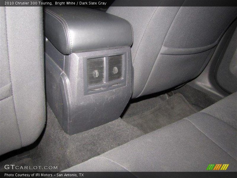 Bright White / Dark Slate Gray 2010 Chrysler 300 Touring
