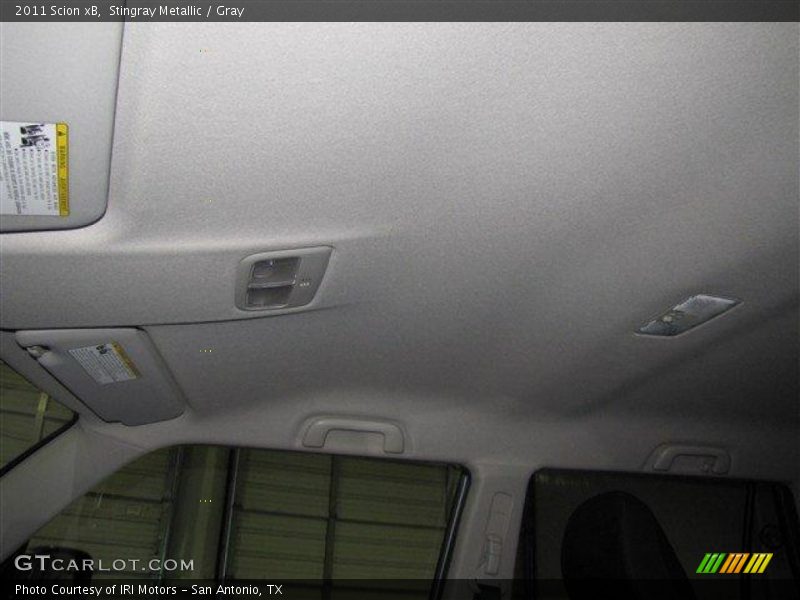 Stingray Metallic / Gray 2011 Scion xB