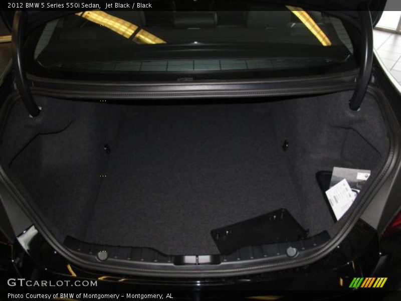  2012 5 Series 550i Sedan Trunk