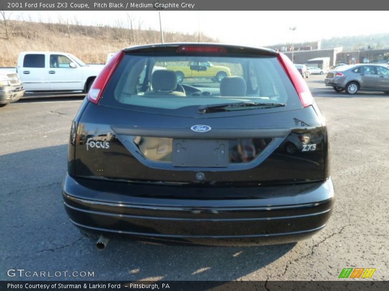 Pitch Black / Medium Graphite Grey 2001 Ford Focus ZX3 Coupe