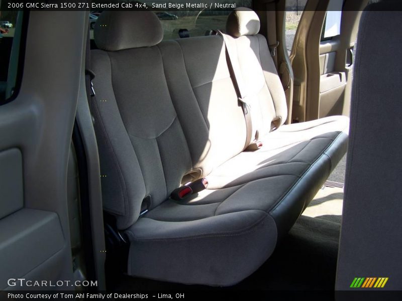 Sand Beige Metallic / Neutral 2006 GMC Sierra 1500 Z71 Extended Cab 4x4