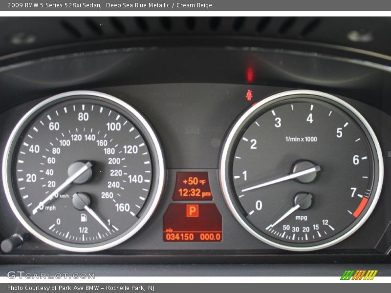  2009 5 Series 528xi Sedan 528xi Sedan Gauges