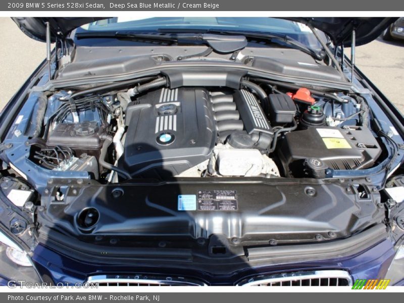 Deep Sea Blue Metallic / Cream Beige 2009 BMW 5 Series 528xi Sedan