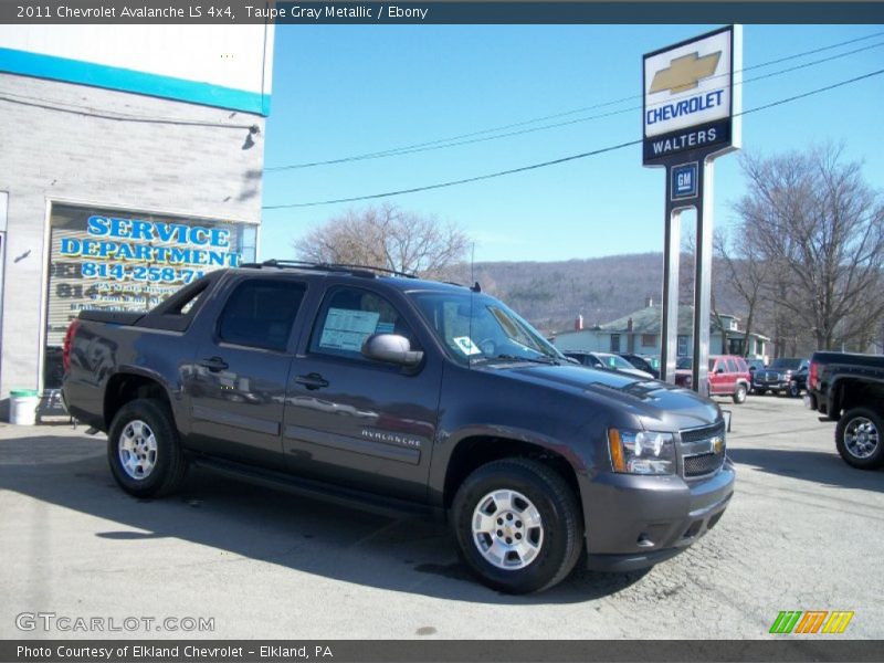 Taupe Gray Metallic / Ebony 2011 Chevrolet Avalanche LS 4x4