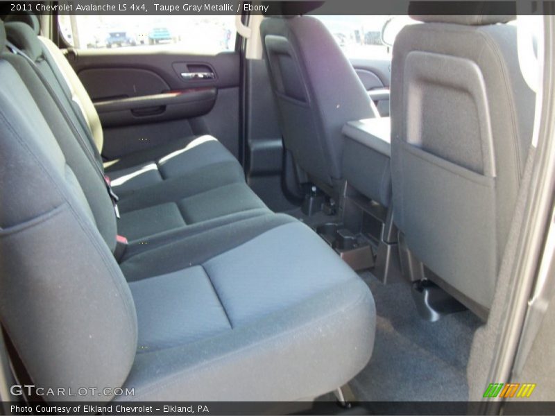 Taupe Gray Metallic / Ebony 2011 Chevrolet Avalanche LS 4x4