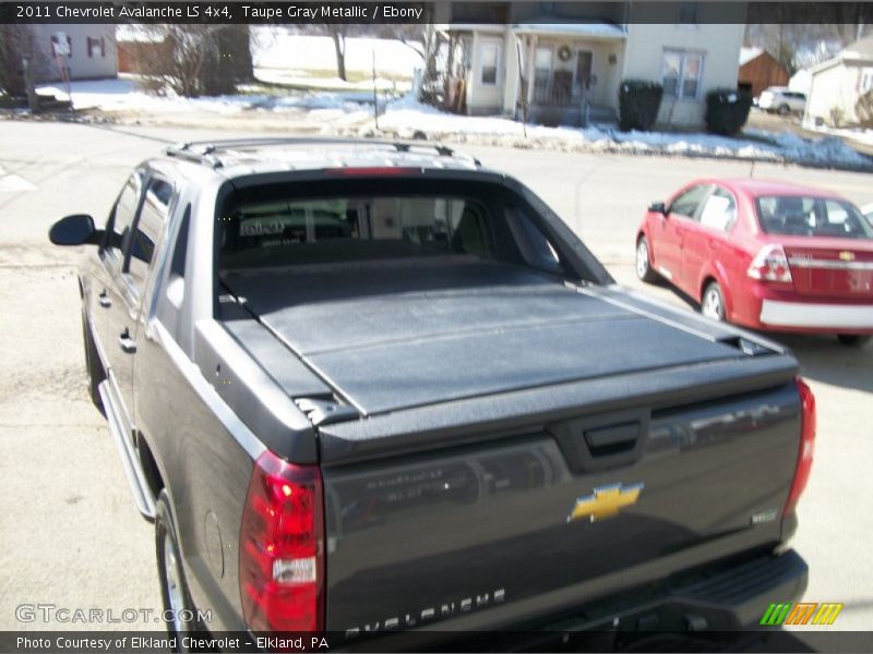 Taupe Gray Metallic / Ebony 2011 Chevrolet Avalanche LS 4x4