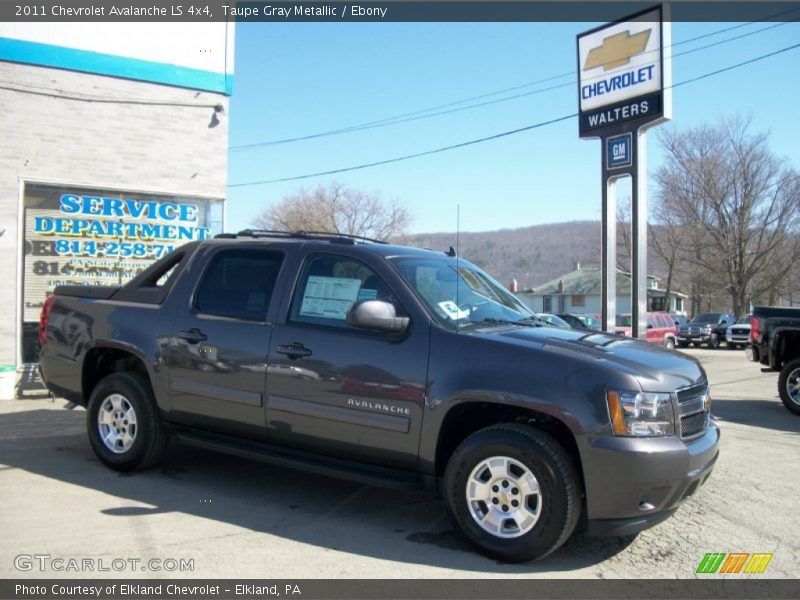 Taupe Gray Metallic / Ebony 2011 Chevrolet Avalanche LS 4x4