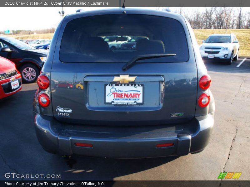 Cyber Gray Metallic / Cashmere 2010 Chevrolet HHR LS